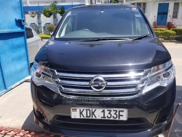 Nissan Serena 2015 Black - thumbnail 2