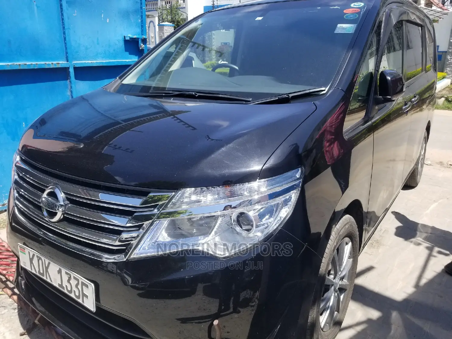 Nissan Serena 2015 Black