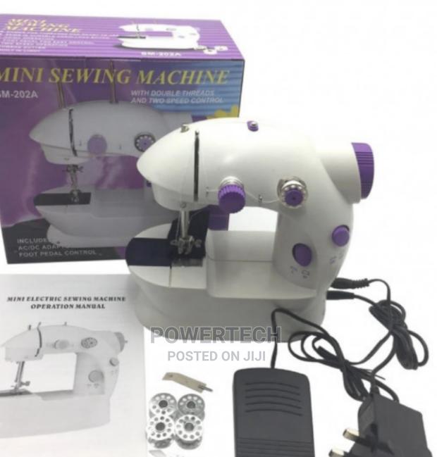 Mini Sewing Machine: - main view