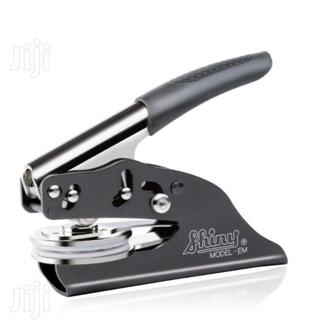 Shiny Company Pocket Seal - main view