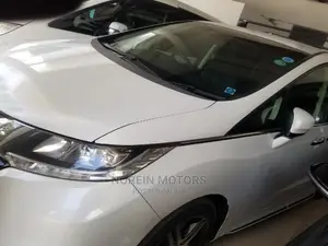 Honda Odyssey 2.4 Absolute 4WD 2015 White