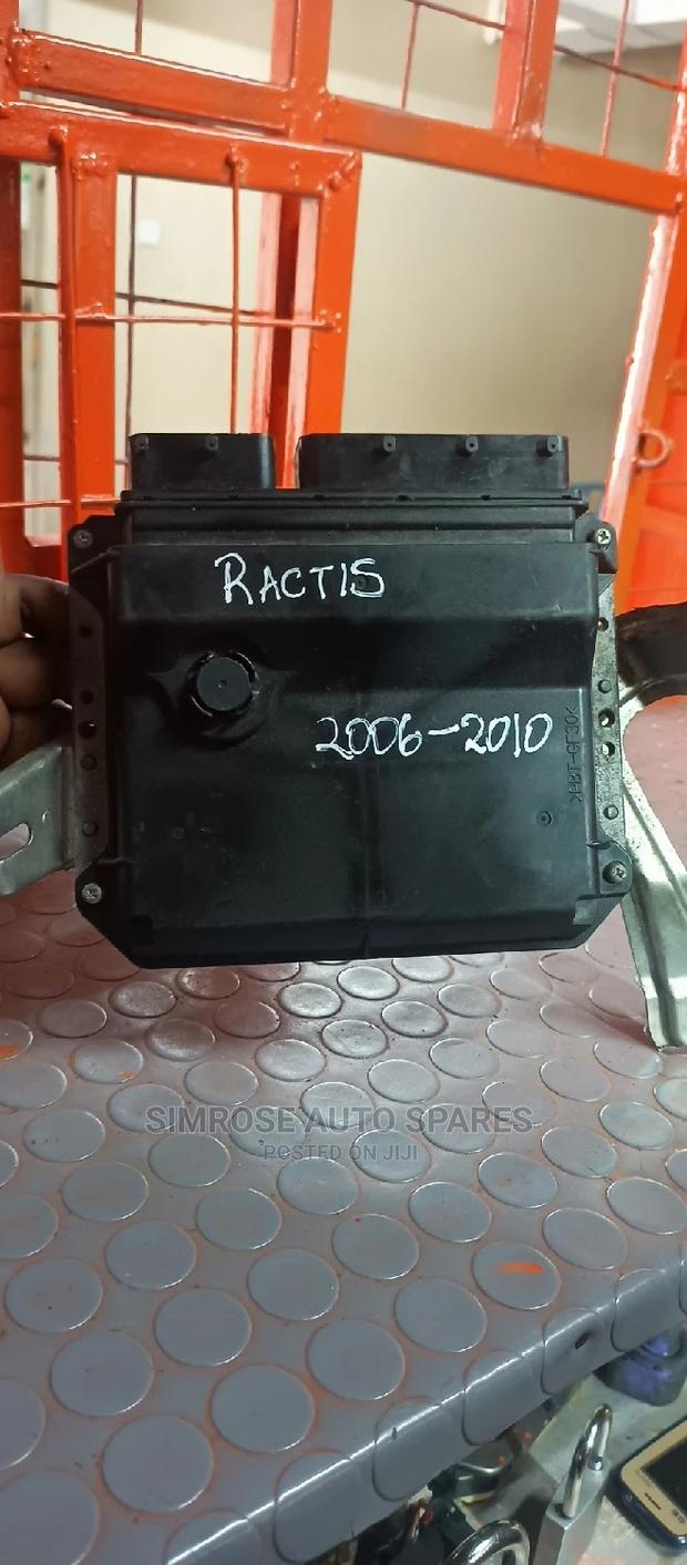 Toyota Ractis 2006-2010 Control Unit - thumbnail 2