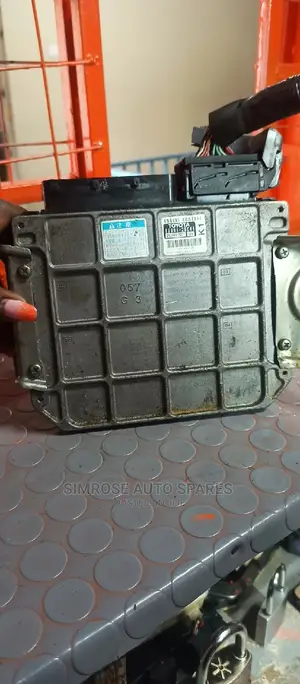 Noah 2008-2013 Control Box.