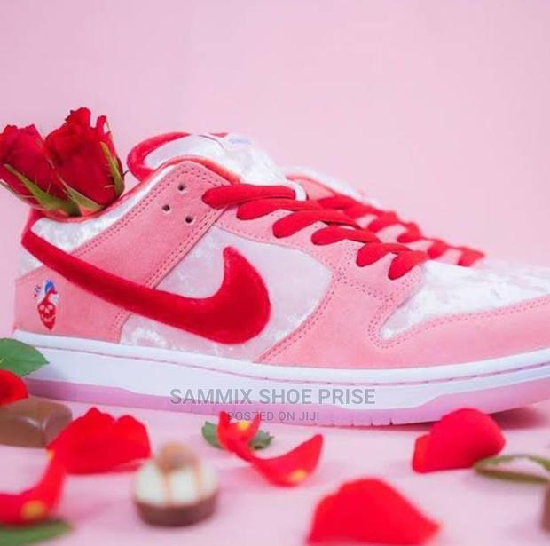 Jordan SB Pine Pink - main view