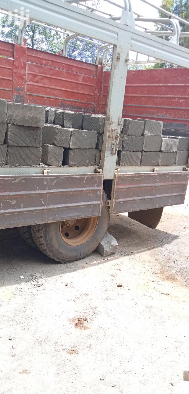 Machine Cut Stones - main view