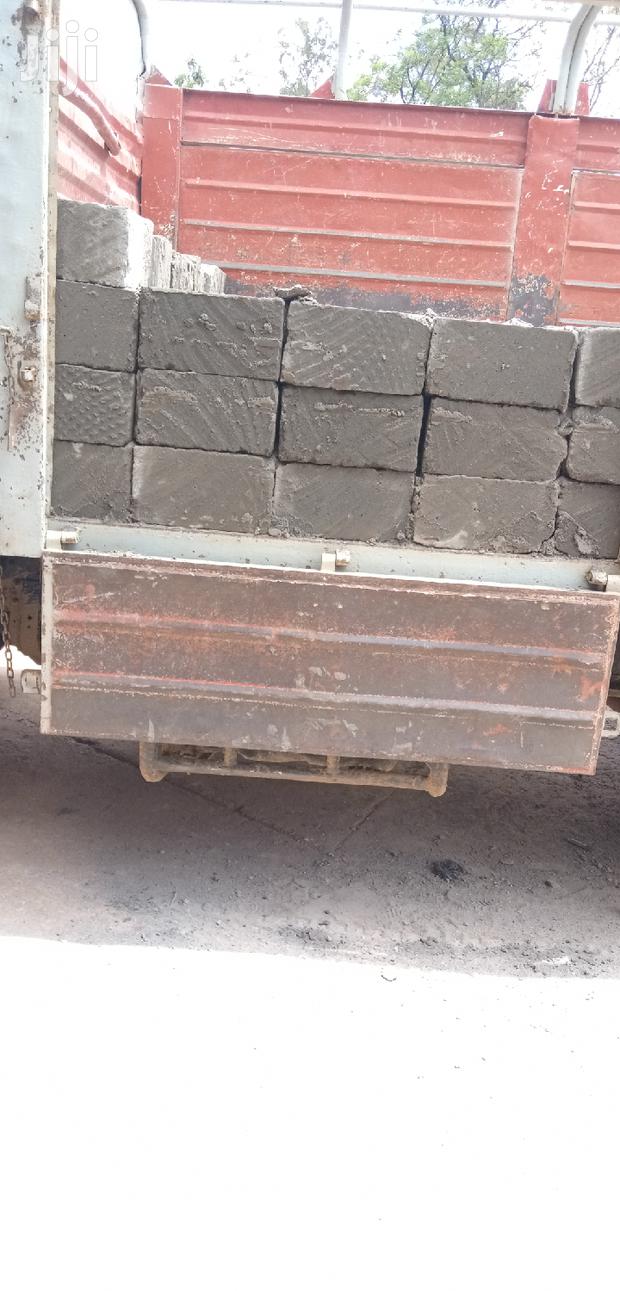 Machine Cut Stones - thumbnail 5