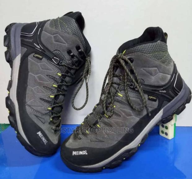 Hiking Shoes - thumbnail 3