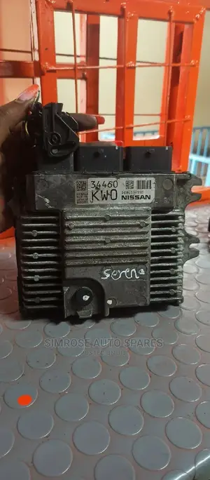 Nissan Serena Control Unit.