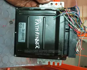 Nissan Pathfinder Engine Control Unit.