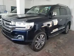 Toyota Land Cruiser 4.6 V8 ZX 2015 Blue