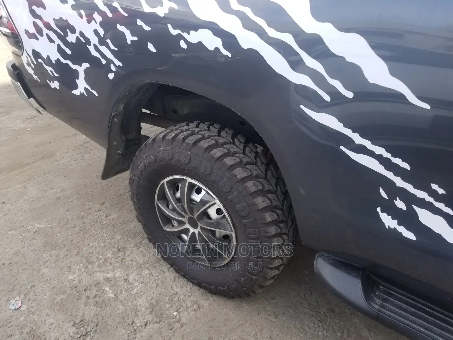 Toyota Hilux SR 4x4 2015 Gray