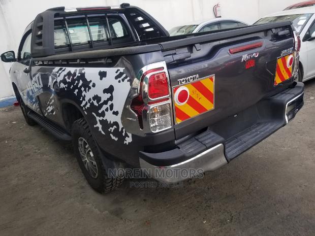 Toyota Hilux SR 4x4 2015 Gray - thumbnail 7