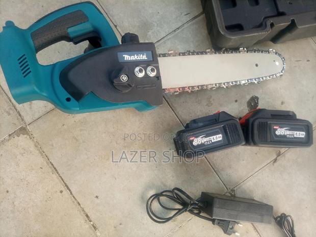 Cordless Chainsaw - thumbnail 4