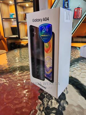 New Samsung Galaxy A04 64 GB Black - thumbnail 2