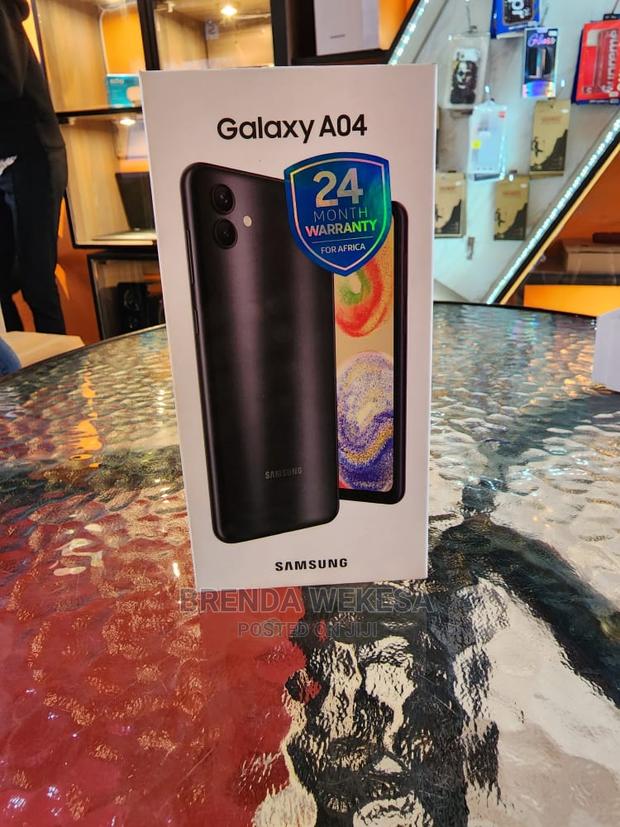 New Samsung Galaxy A04 64 GB Black - thumbnail 3
