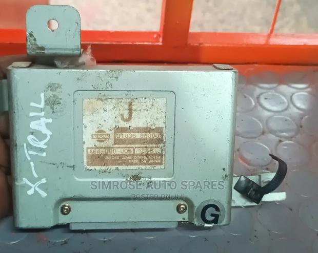 Nissan X-Trail Gear Box Control Unit.