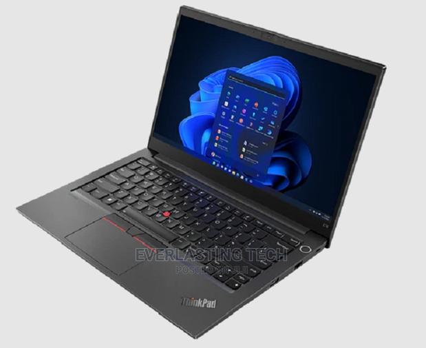 New Laptop Lenovo Thinkpad E15 8GB Intel Core I7 SSD 512GB - main view