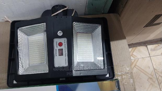 Solar Flood Light 200w - thumbnail 3