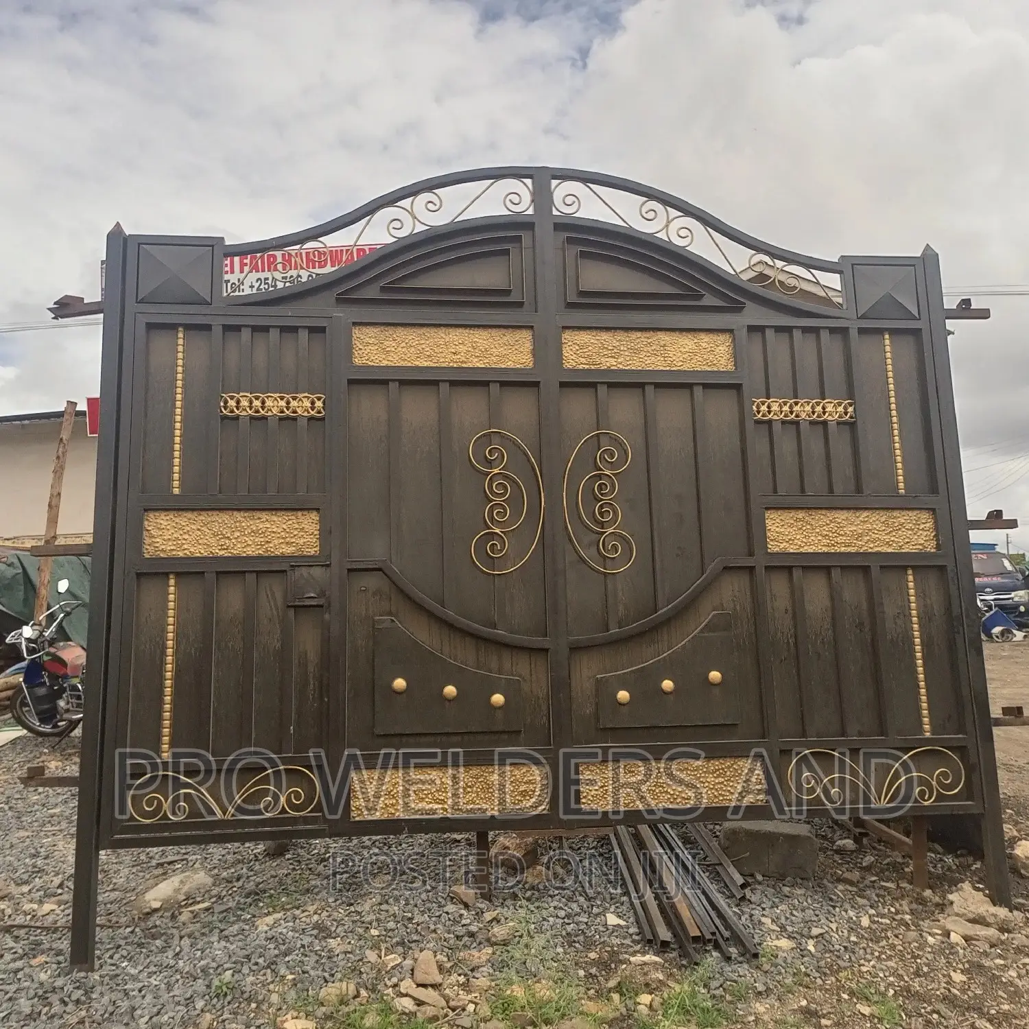 Simple Gates
