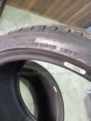 235/35r19 Falken 91Y