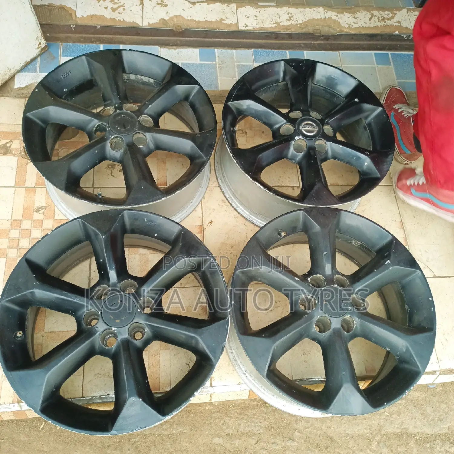 Nissan Navara Rims Size 17