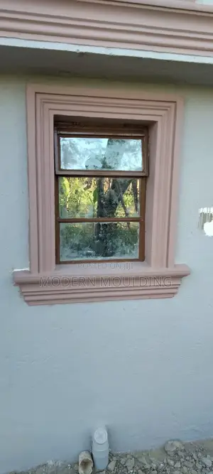 Classic Moulding And Decorations