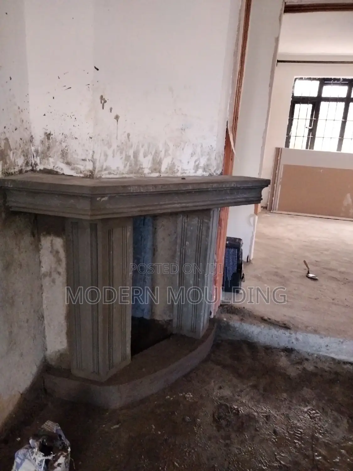 Classic Moulding And Decorations