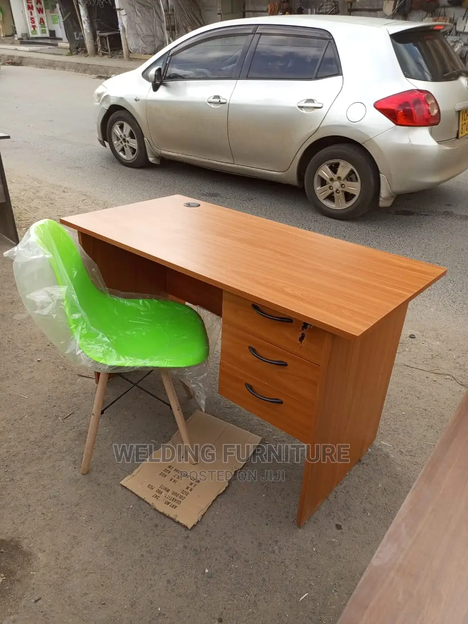 Office Desk