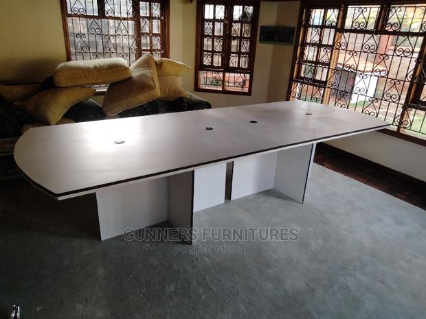 Boardroom Table 3m. - thumbnail 2
