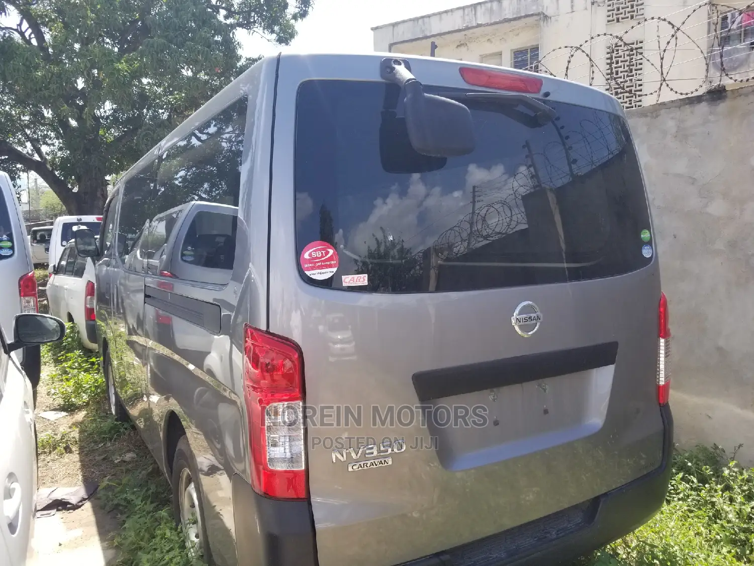 Nissan NV3500 2015 Gray