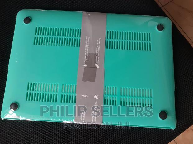 Macbook Pro M1 (13 Inch) Protective Cover - thumbnail 3