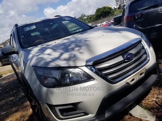 Subaru Exiga 2015 White - main view