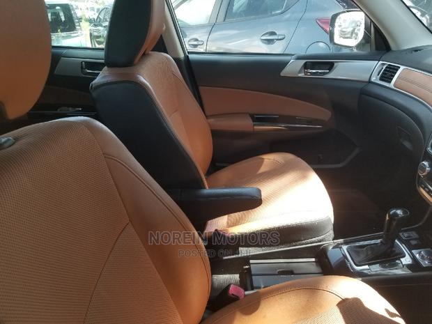 Subaru Exiga 2015 White - thumbnail 8