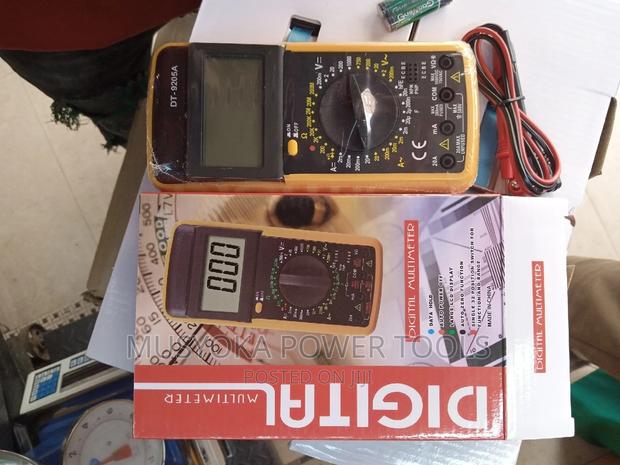 Digital Multimeter Measuring: AC/DC