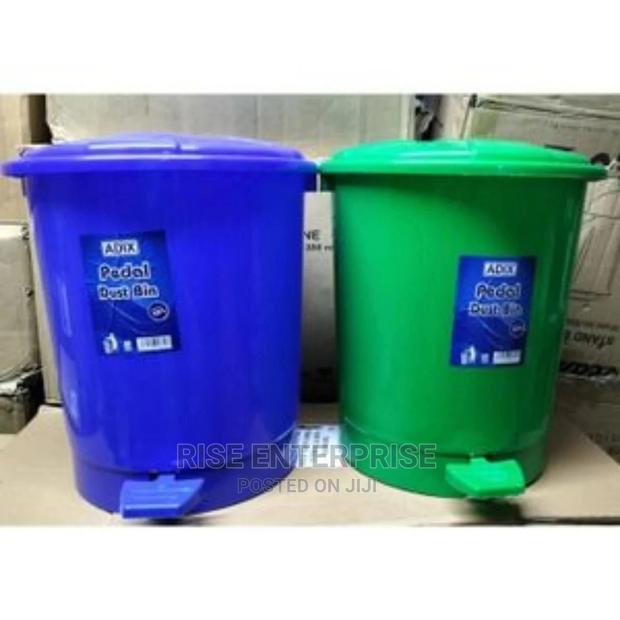 Adix 10l Pedal Dustbin - main view