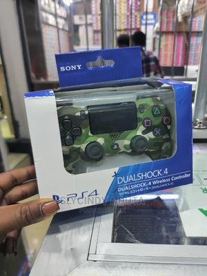Ps4 Dualshock Controller (Original) - thumbnail 2