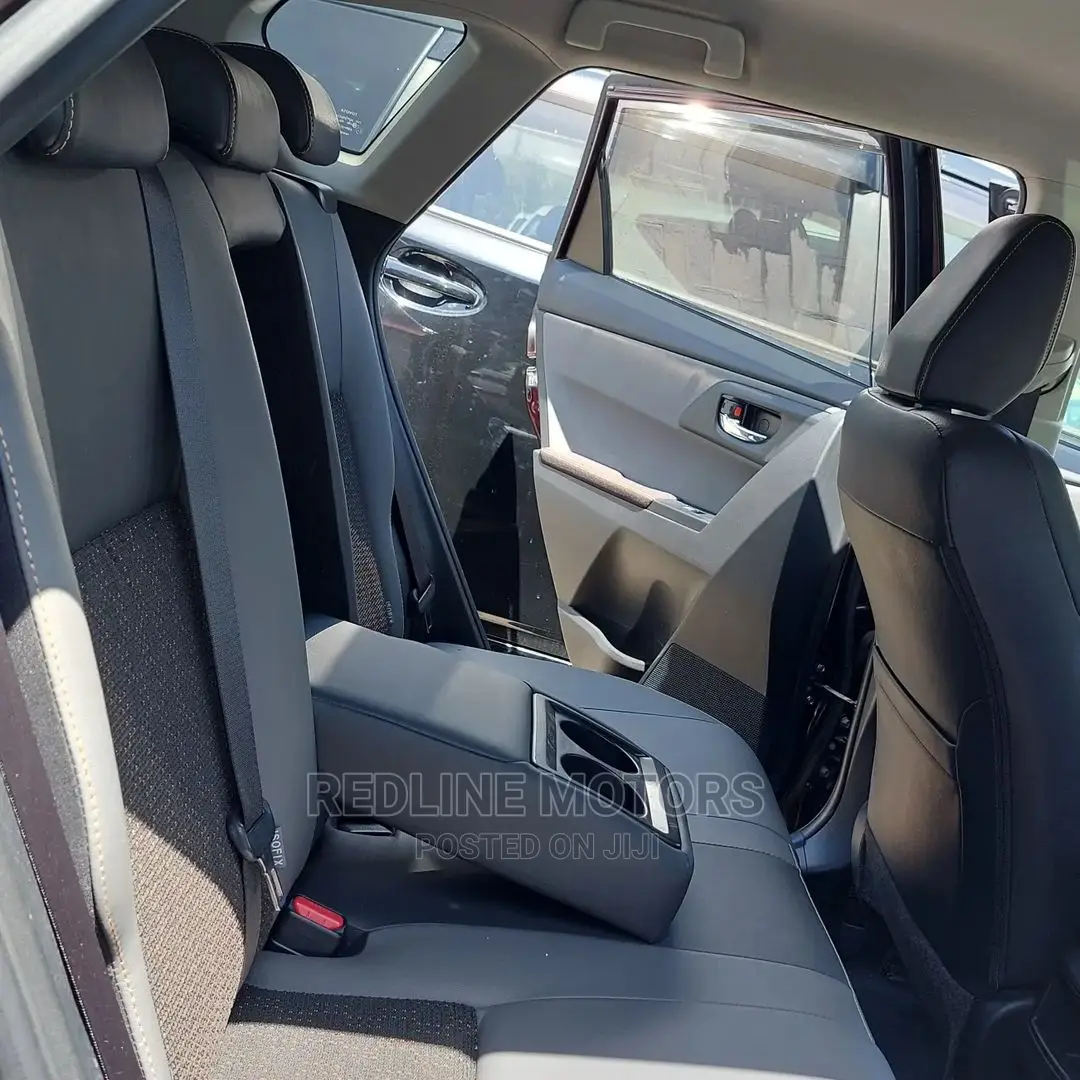 Toyota Auris 2016 White
