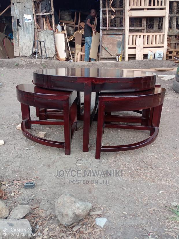 Coffee Table and 4 Stools - main view