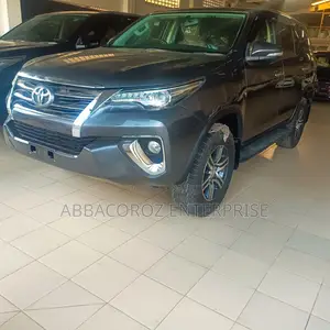 Toyota Fortuner 2017 Black