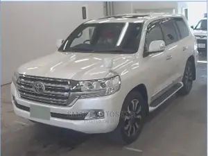 Toyota Land Cruiser 2017 Pearl