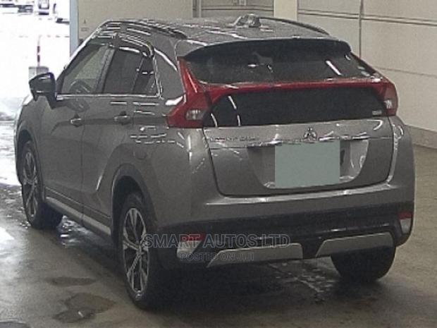 Mitsubishi Eclipse Cross 2018 Gray - thumbnail 2
