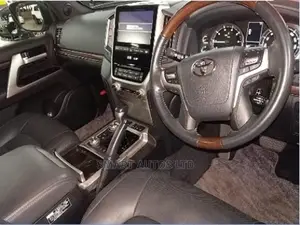 Toyota Land Cruiser 2016 Black