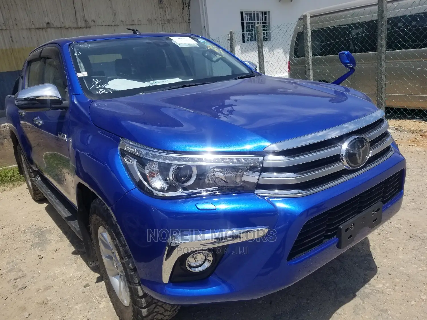 Toyota Hilux 2018 Blue
