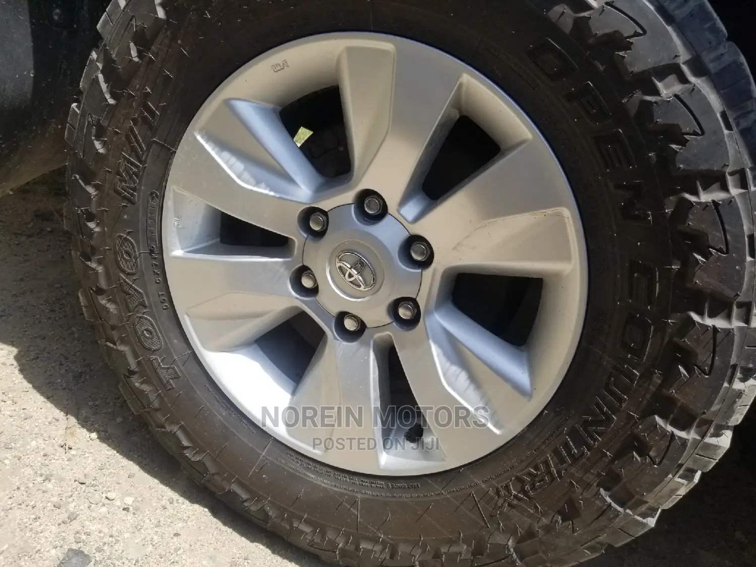 Toyota Hilux 2018 Blue
