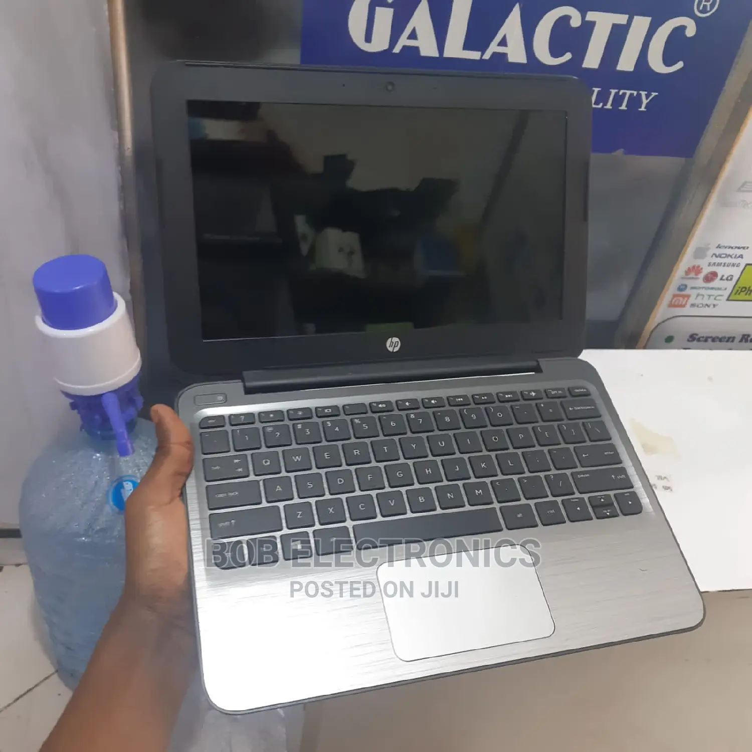 Laptop HP Mini 311 4GB Intel Celeron HDD+SSD 320GB