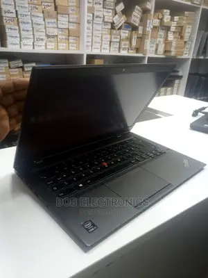 Laptop Lenovo 500e 4GB Intel Core I5 HDD 500GB