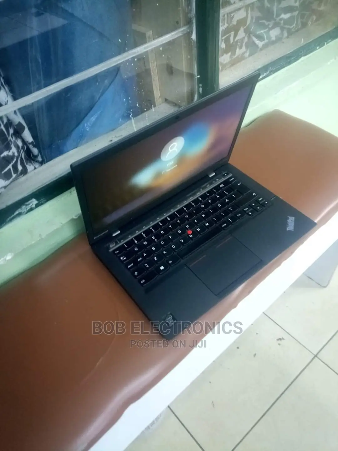 Laptop Lenovo 500e 4GB Intel Core I5 HDD 500GB