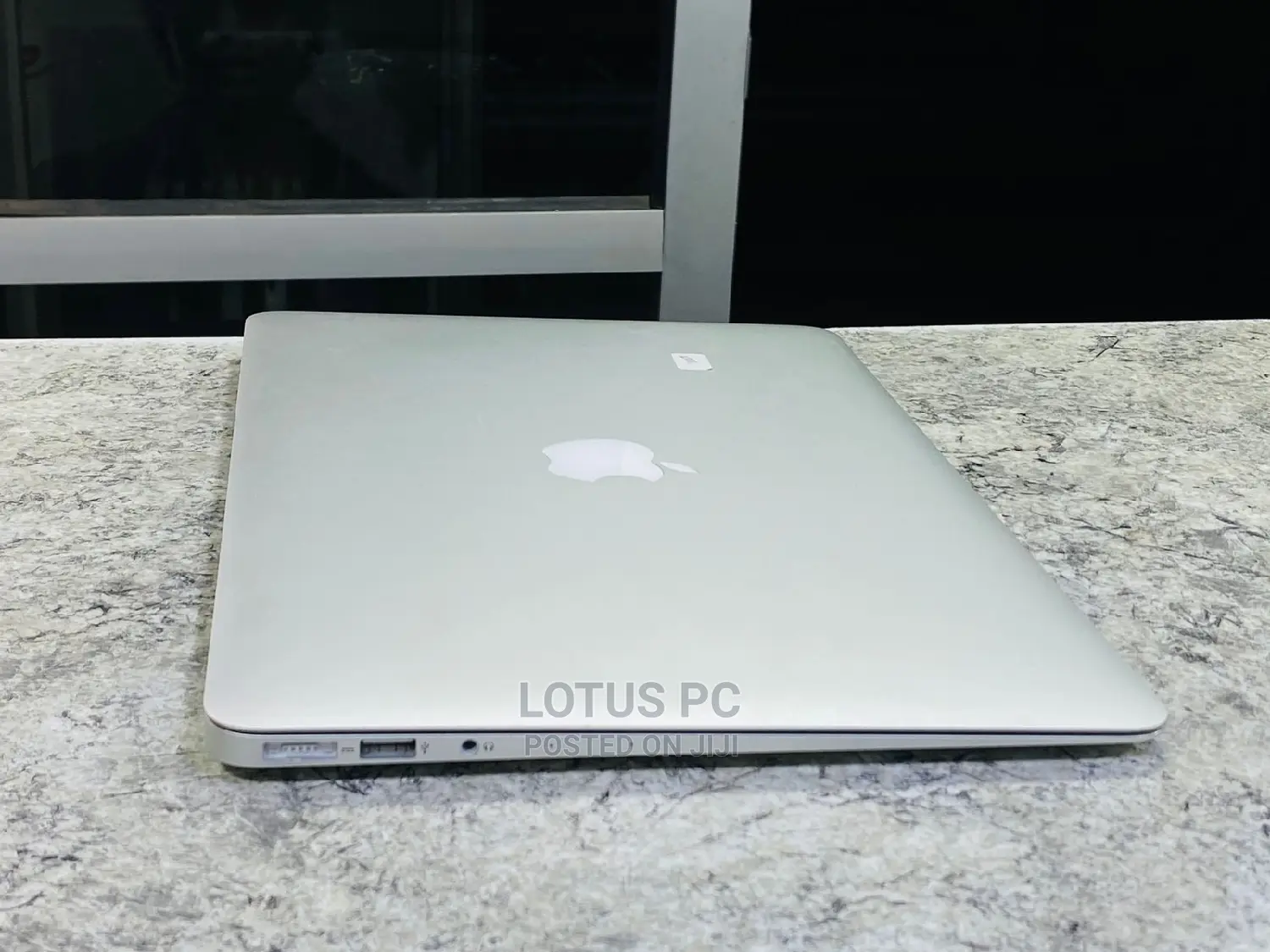 Laptop Apple MacBook Air 2017 8GB Intel Core I5 SSD 256GB