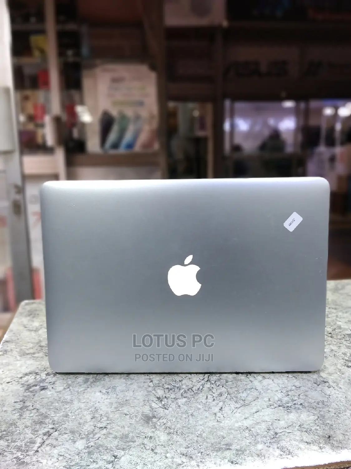 Laptop Apple MacBook Pro 2015 8GB Intel Core I5 SSD 256GB