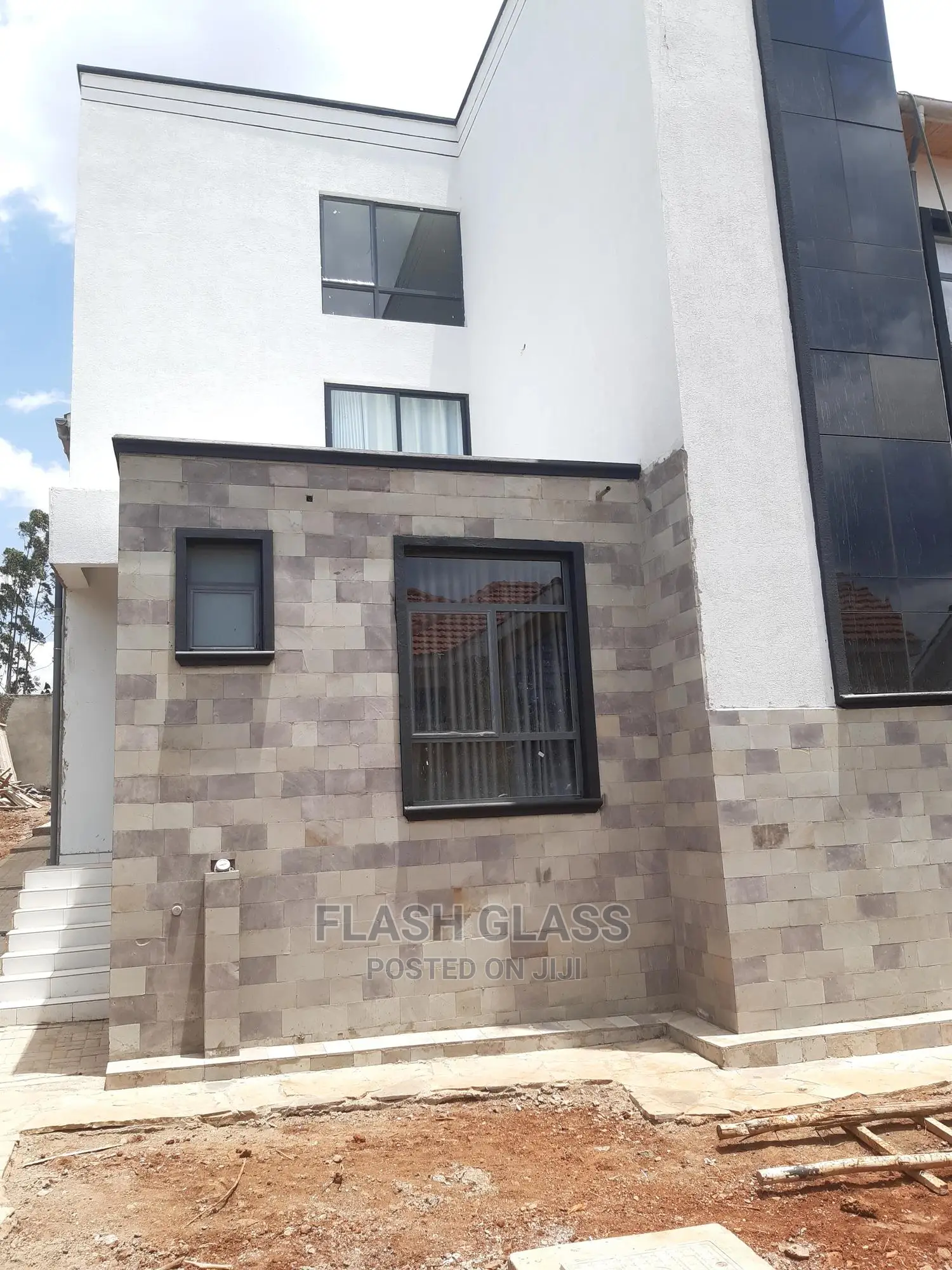 Customized Aluminium Windows and Doors